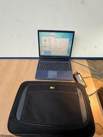 Sony PCG-FR105 - Laptop