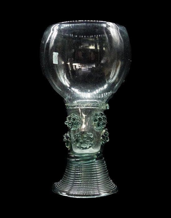 Post-middeleeuws Glas - Beker - Rohmer / Roemer - beker met, Verzamelen, Mineralen en Fossielen