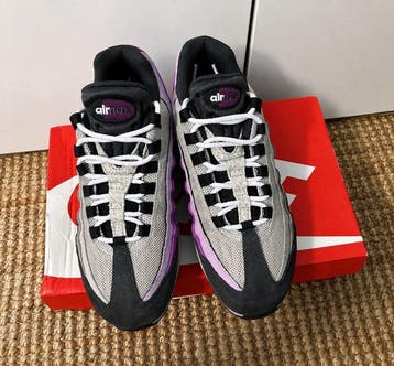 Nike - Air Max 95 - Low-top sneakers - Maat: EU 40.5, Nieuw