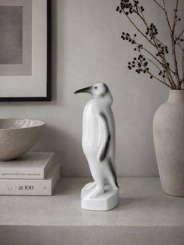 Beeldje - Hollohaza porcelain design penguin figurine