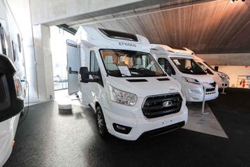 Etrusco T7.3 SF Ford 160pk als nieuw met twinbed 54408, Half-integraal