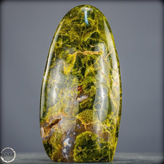 Natuurlijke groene opaal in vrije vorm uit Madagaskar - van, Antiquités & Art, Curiosités & Brocante