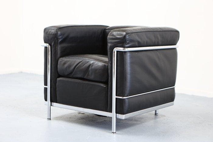Cassina - Le Corbusier, Pierre Jeanneret, Charlotte Perriand, Antiek en Kunst, Kunst | Designobjecten