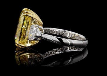 Ring - 14 karaat Witgoud - 9.05ct. tw. Geel Diamant (Fancy