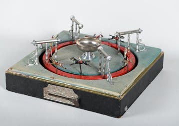 Prachtig antiek mechanisch paardenracespel - Jeu de