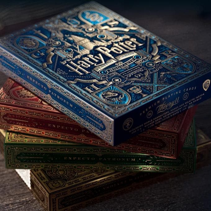 Set van 4 Harry Potter Speelkaarten Kaartspel, Verzamelen, Overige Verzamelen, Verzenden