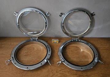 Équipement et accessoires de bateaux - 2 patrijspoorten -