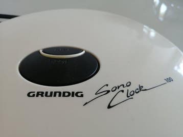 Grundig - Sono-Clock 100 / Space Age Style AM/FM Digital, Nieuw