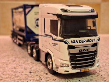 WSI 1:50 - Camion miniature - DAF XG450 - tracteur équipé
