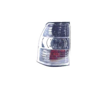 Feux Arrière Gauche Pour Mitsubishi New Montero Pajero 5P 07, Verzenden