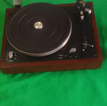 Thorens - TD 147 Platenspeler, Nieuw
