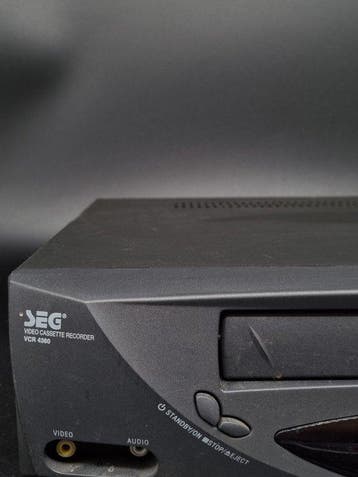 SEG – Videorekorder – VHS Video Cassette Recorder VCR 4360