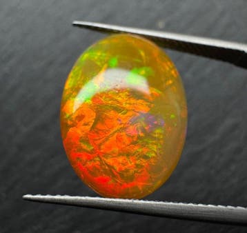 Opaal Cabochon- 1.51 g
