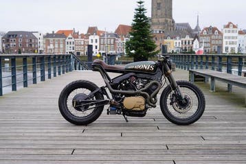 Yamaha - XV 750 - Moto Adonis - CafeRacer - 750 cc - 1982