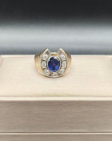 Ring - 18 karaat Geel goud, Witgoud - 2.65ct. tw. Saffier -, Nieuw