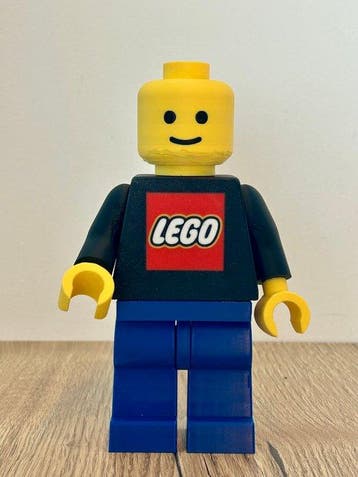 Fait maison - (MOC) Minifigure LEGO grand format (18 cm) -