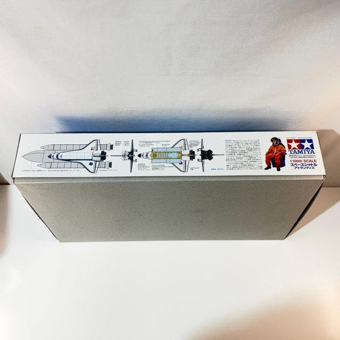 Tamiya 1:100 - Modelbouwdoos - Space Shuttle Atlantis -, Hobby & Loisirs créatifs, Voitures miniatures | 1:5 à 1:12