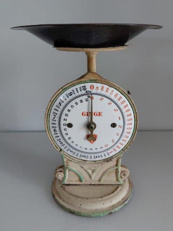 Zabytkowa eliwna waga kuchenna Ginge Dania 10kg vintage