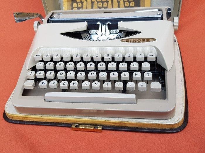 Singer - Typemachine - 1960-1970, Antiek en Kunst, Kunst | Designobjecten