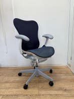 40x Herman Miller Mirra 2 Butterfly Twilight/Studio Blue, Zo goed als nieuw, Bureaustoel, Ergonomisch, Verzenden
