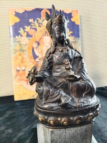 Guru Rinpoche - Gepatineerd brons - India - 1960/1970