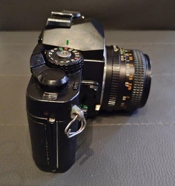 Chinon CE-4 + 50mm F1.7 Analoge camera, Nieuw