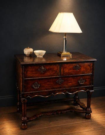 Commode - eiken/notenhout