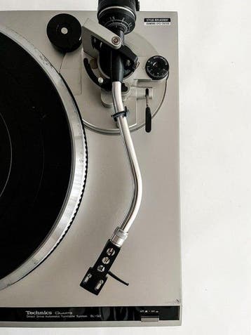 Technics - SL-Q2 Kwartsvergrendeld Halfautomatische, Nieuw