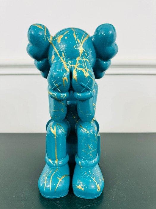 Beeldje - Kaws –Turquoise Golden Dream - Plastic, Antiek en Kunst, Kunst | Designobjecten