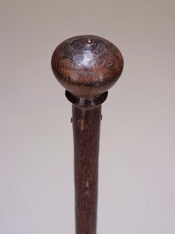 Rungu-knuppel – Maasai toegeschreven – Kenia – hout (Zonder, Antiek en Kunst