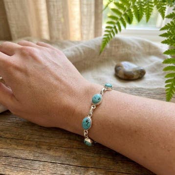 Turquoise Bijoux- 8.5 g - (1)