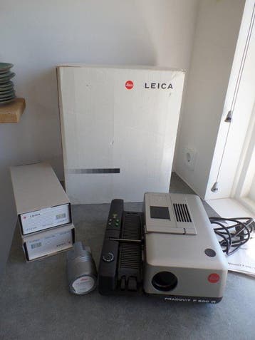 Leica PRADOVIT P 150 Projector