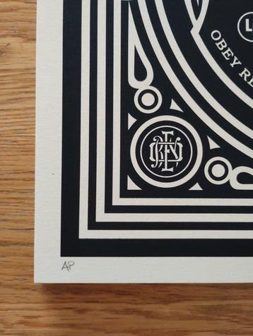 Shepard Fairey (OBEY) (1970) - Obey Transformers (artist