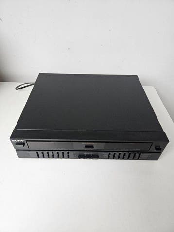 Sony - SEQ-V7700 Equalizer