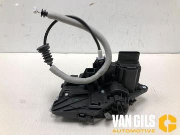 Deurslot Mechaniek 4Deurs links-voor Volvo XC40 O323282, Nieuw