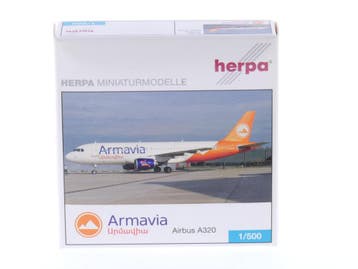 Schaal 1:500 Herpa 507431 Airbus A320 Armavia Reg. EK3200..., Ophalen of Verzenden, Zo goed als nieuw