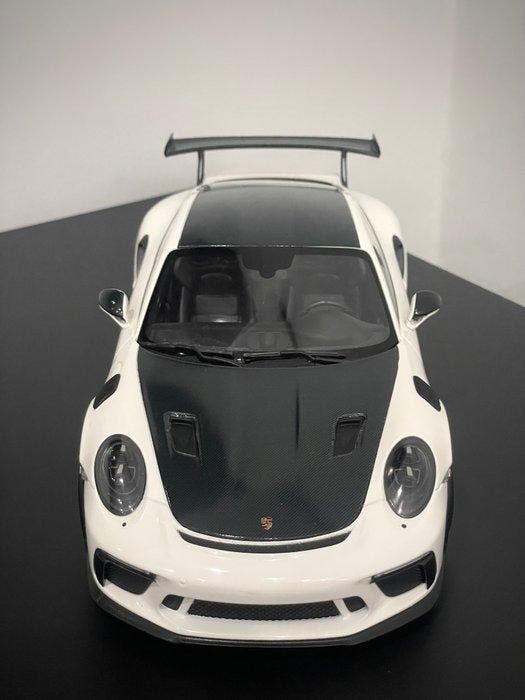 Minichamps 1:18 - Modelauto - Porsche 911 GT3 RS (991.2) - 1, Hobby en Vrije tijd, Modelauto's | 1:5 tot 1:12