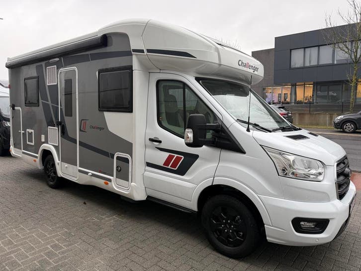Challenger 380 Etape Edition - Automaat - 2025, Caravanes & Camping, Camping-cars, Enlèvement