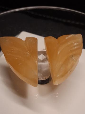 Natural Fluorite - yellow - pair of leaves - 55 ct - handcar, Verzenden