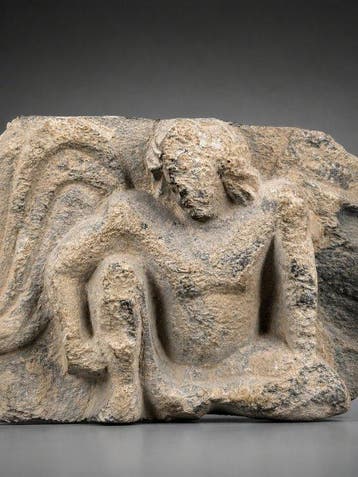 Gandhara Steen Beeld van een Vliegende Atlas - 10 cm