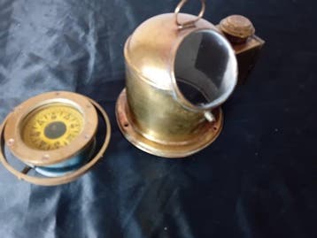 Maritieme objecten - NAUTUK BERGUM - Messing. Glas- Dome, Antiek en Kunst