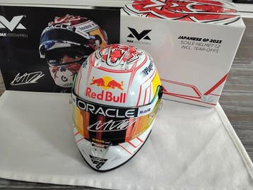 Red Bull Racing - Max Verstappen - 2023 - Scale 1/2 helmet