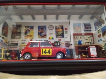 Miniature dans le garage - Mini - Cooper S