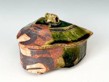 Hyakudogama - Shugo Takauchi (), b.1937 - Container -