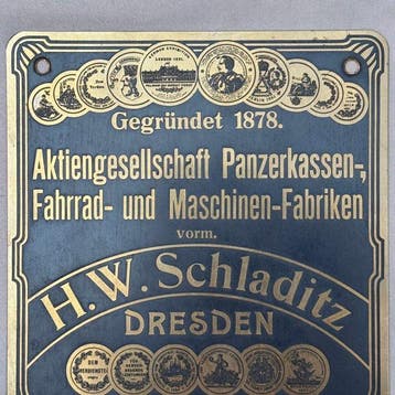 Historisch fabrieksschild / reclamebord „H.W. Schladitz,, Antiek en Kunst