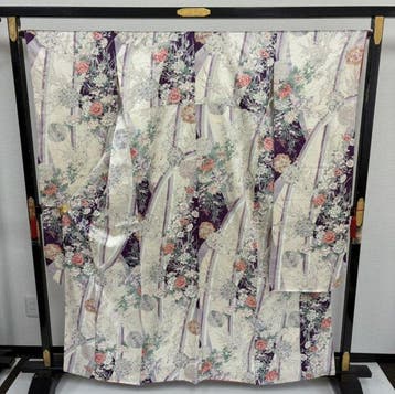 Furisode (lange mouwen formele kimono) Bloemig - Puur zijde