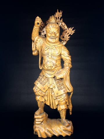 God who bestows wealth and good fortune, and who prays for