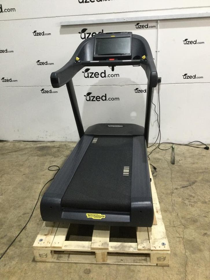 Technogym Run 1000 Unity, Sport en Fitness, Fitnessapparatuur, Loopband, Gebruikt, Benen, Ophalen of Verzenden