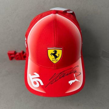 Ferrari - Formule 1 - Charles Leclerc - 2026 - Pet, Verzamelen, Nieuw