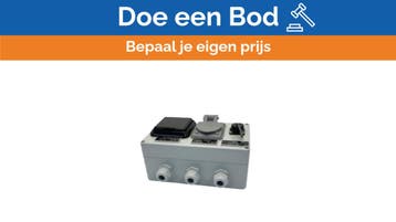 Bieden: AIS Pilot Plug and Mains Socket Box 230, Ophalen of Verzenden